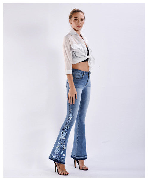 Retro-chic Look Embroidered Flare Jeans